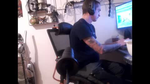 hotkinkytat online show from March 10, 7:18 pm