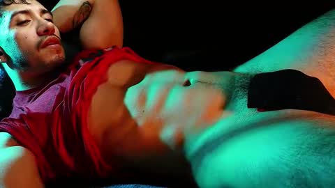 Snapshot of hotlatinking chatting on October 14, 9:33 pm Hotlatinking online show from October 14, 9:33 pm