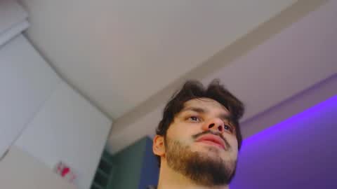 Snapshot of hotpolishsausage chatting on February 1, 12:40 am Jason online show from February 1, 12:40 am