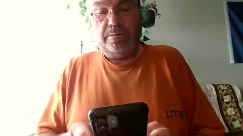 Hottop 1981 online show from November 8, 5:16 pm