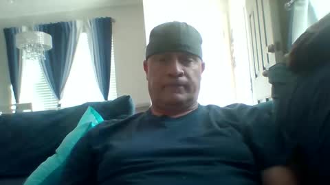 hotyummycock69 online show from April 1, 7:00 pm