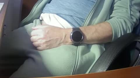 Snapshot of hpeter111 chatting on January 14, 3:57 pm Peter online show from January 14, 3:57 pm