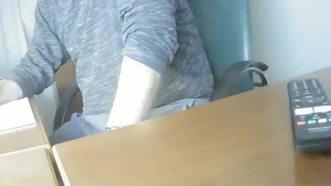 Snapshot of hpeter111 chatting on January 22, 4:44 pm Peter online show from January 22, 4:44 pm