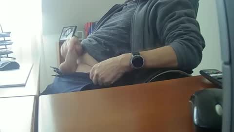 Snapshot of hpeter111 chatting on January 29, 1:38 pm Peter online show from January 29, 1:38 pm