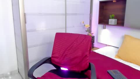 Hugo Cano online show from October 5, 9:30 pm