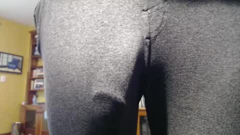 Snapshot of hung_hot_fit10 chatting on February 17, 7:21 pm Big uncut cock dripping online show from February 17, 7:21 pm