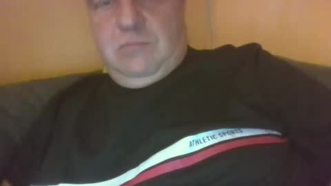 vastagfasz magyar apuci online show from May 31, 7:26 pm