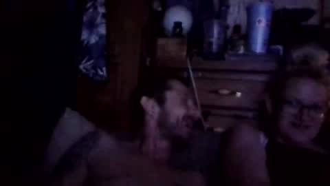 hungcocklg online show from June 7, 7:37 am