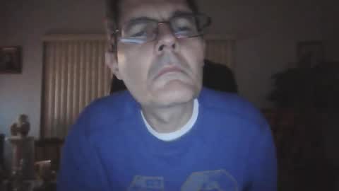 hunkmasclefad458 online show from March 9, 4:39 am