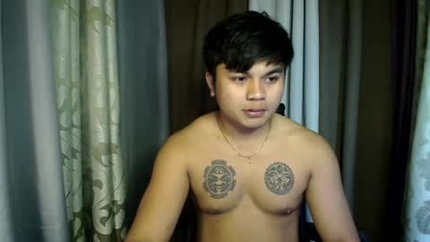 hunkyzeus online show from June 30, 4:41 pm