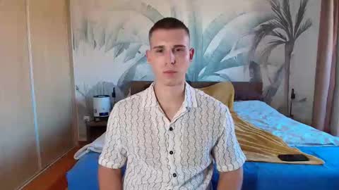 Hunter Bridges online show from October 26, 10:28 am