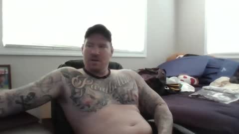 hurricanerodzilla online show from December 28, 4:09 pm