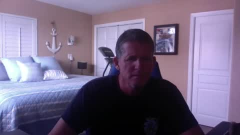 Snapshot of hvacstud4 chatting on October 26, 6:43 pm hvacstud4 online show from October 26, 6:43 pm