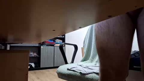 Snapshot of hybrid4646 chatting on January 2, 6:34 pm WatchMeCum online show from January 2, 6:34 pm