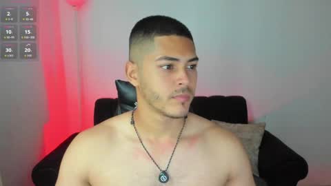Dylan  independent model  online show from June 4, 11:16 am