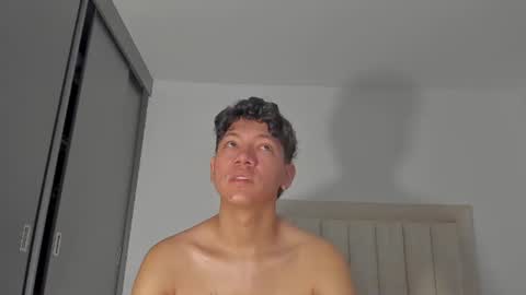 Juliiiiian online show from July 7, 11:14 am