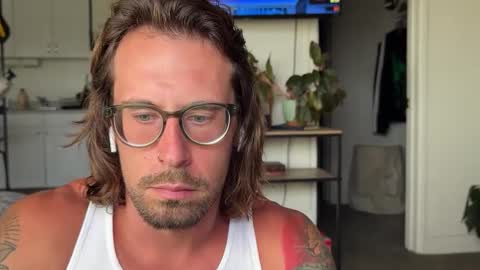 Iamtarzan91 online show from October 5, 3:16 pm