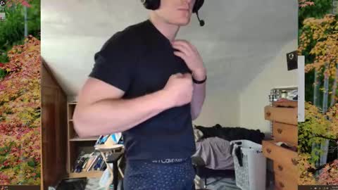 iamtommyparker online show from November 3, 7:45 am