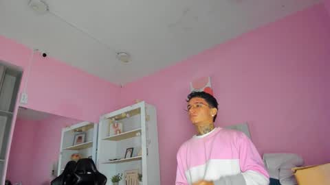 IAN CASTILLO online show from October 27, 11:12 am