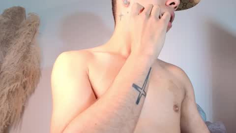 ian online show from January 18, 2:35 am