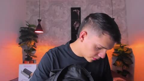 ian_jacob online show from April 2, 8:27 pm