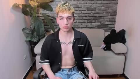 Camilo online show from April 14, 7:02 pm