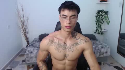 Ian  online show from February 6, 12:24 pm