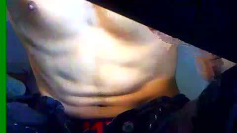 Snapshot of ian_zaenzz chatting on January 5, 7:07 pm Samuel igsamuelnoguera 1333 online show from January 5, 7:07 pm