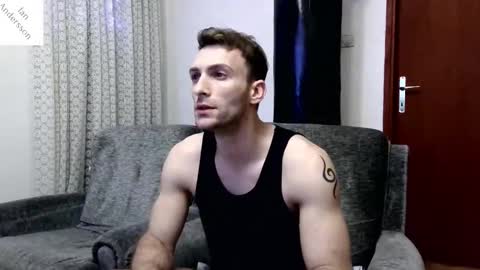 Snapshot of ianandersson27 chatting on December 29, 10:14 pm Ian Andersson online show from December 29, 10:14 pm