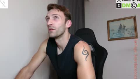 Snapshot of ianandersson27 chatting on September 26, 5:21 pm Ian Andersson online show from September 26, 5:21 pm