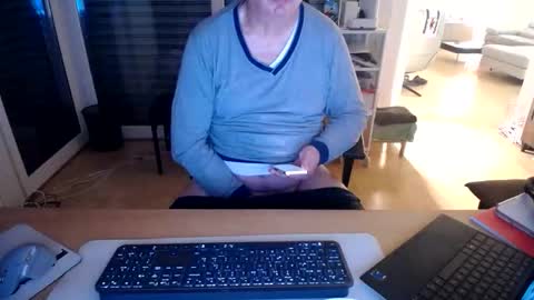 iandy12 online show from March 12, 11:12 pm