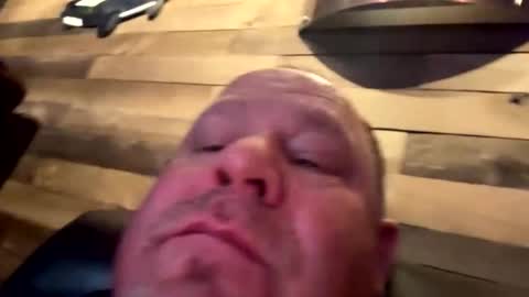 icanmakeyousquirt69 online show from June 1, 7:08 am
