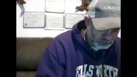 Snapshot of idkwhyidothis348732 chatting on January 8, 11:54 am idkwhyidothis348732 online show from January 8, 11:54 am