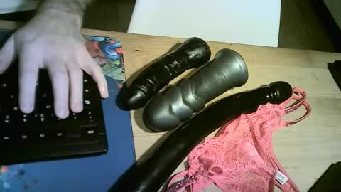 ... online show from February 28, 1:37 am