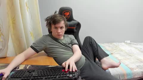 iliaskris online show from March 5, 7:54 pm