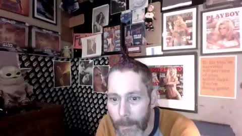 ilovewomensmokers0935 online show from February 6, 7:00 pm