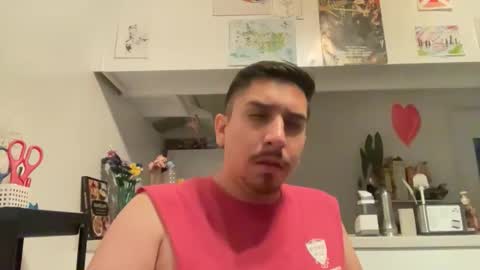 iluvmickyds online show from April 19, 12:15 pm