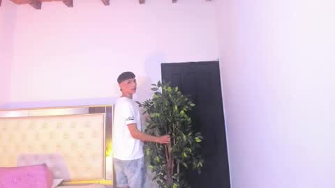 im_sebaslopez online show from January 9, 7:41 pm