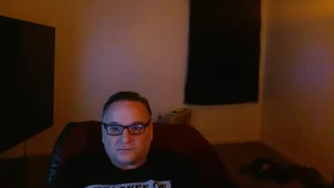Snapshot of imkmac chatting on December 5, 4:42 am Kel online show from December 5, 4:42 am