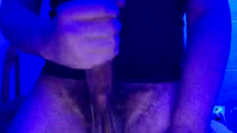 Inchesofhappiness7 online show from November 16, 3:03 pm