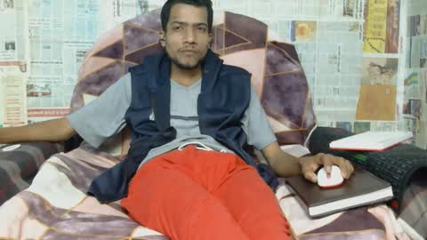 Suman Leo online show from February 3, 9:31 pm