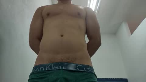 INSTAGRAM  camilodlx online show from January 7, 3:50 pm