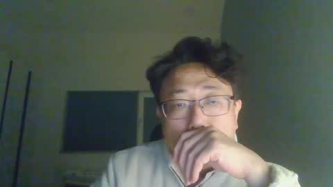 insuclee197641 online show from March 25, 2:21 pm