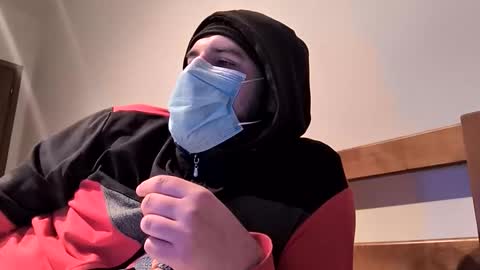 iplaywithu221 online show from January 18, 6:21 pm