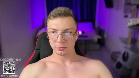 Iron online show from November 7, 9:18 pm