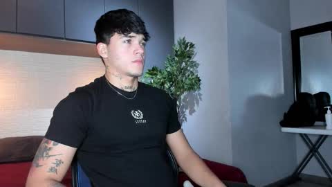 Iron Tous online show from March 18, 8:56 pm