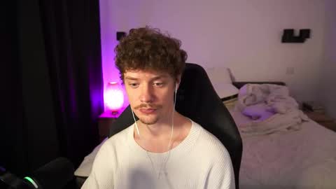 Sam online show from October 9, 4:34 pm