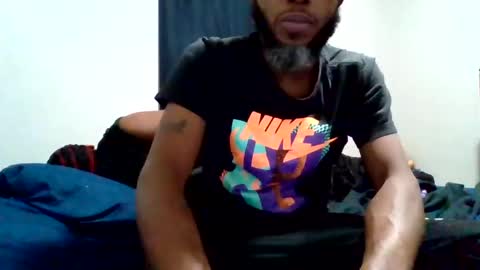 islandmaker online show from October 25, 7:21 am