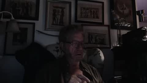 ImYourBitch online show from March 23, 5:02 am