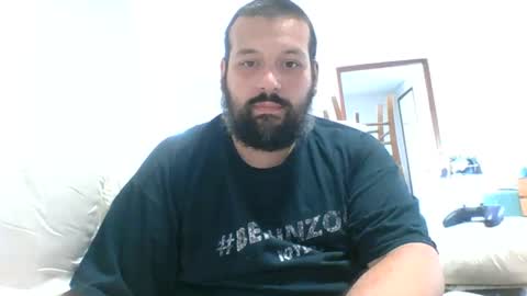 italianbigboy932 online show from June 27, 8:50 am